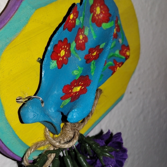 Unique art hand painted bone - Picture 2 of 3